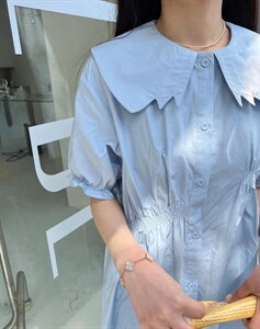 现货  特别领子连衣裙图片