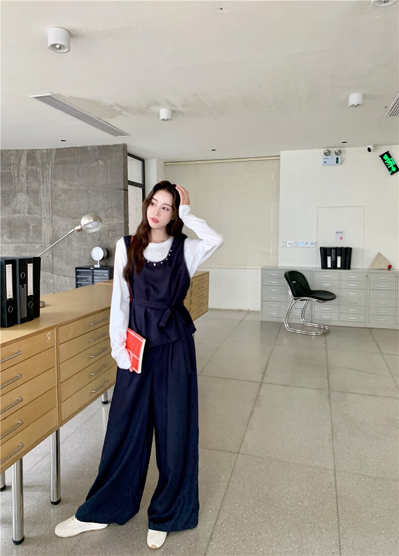复古气质背心阔腿裤套装女春秋大方得体三件套减龄贵气感御姐穿搭,女装套装/套裙,2D045