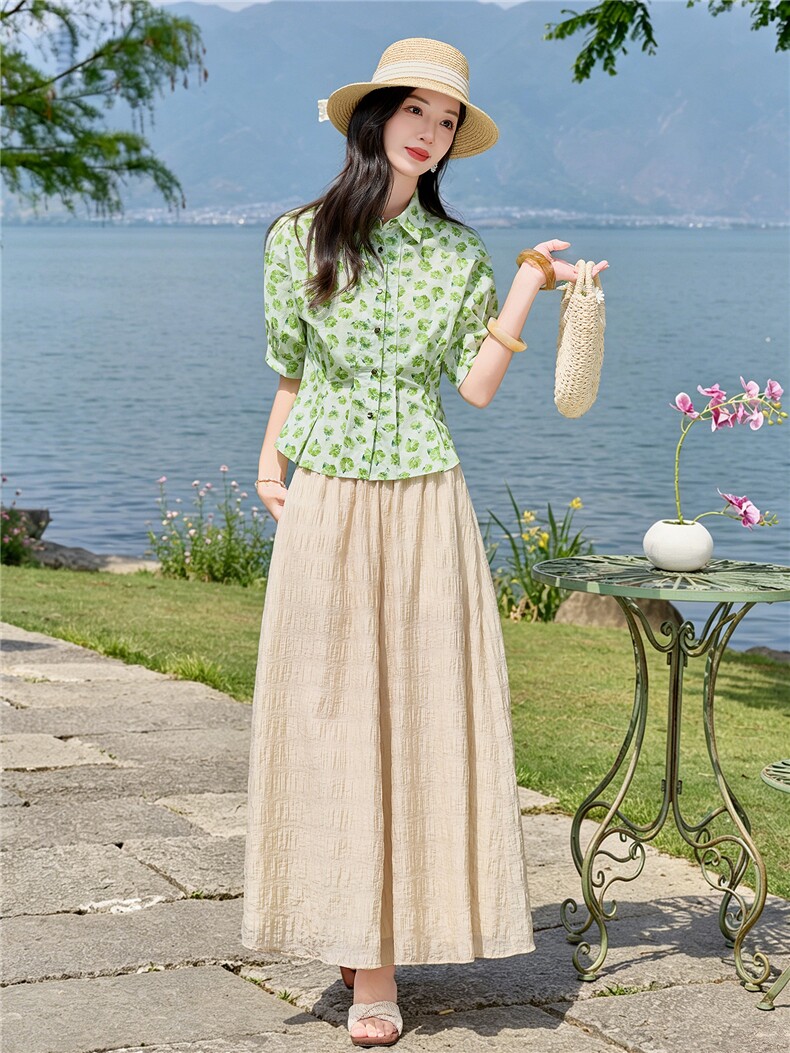 高级感时尚套装女春夏短袖绿花衬衫减龄半身裙裤优雅两件套,女装套装/套裙,水衣源