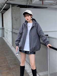 加绒派克服图片