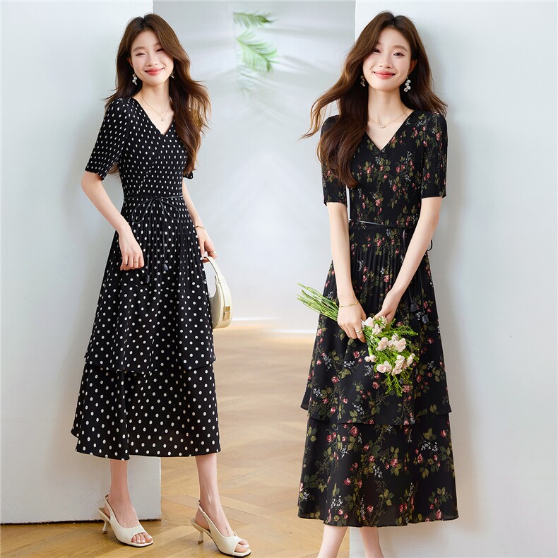 时尚波点印花连衣裙女2025夏季新款压褶弹力收腰修身显瘦气质长裙,女装连衣裙,布芭啦