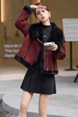 咖色加绒保暖皮毛一体外套女2024冬季新款宽松机车服加厚保暖棉服，女装棉衣/棉服，奕可儿