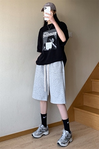 抖音得物唯品品质 2025女模新品纯色运动裤夏装短裤卫裤DK07P45图片