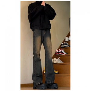 锈土色弯刀牛仔裤男款高腰直筒cleanfit高个子裤子美式复古微喇裤,夏季阔腿西装裤搭配鞋子图片