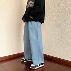 浅蓝色