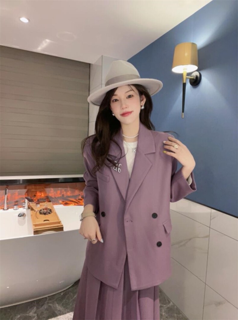 西装搭配半裙yyds，女装西装，唇蔻
