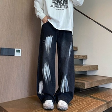 黑灰色