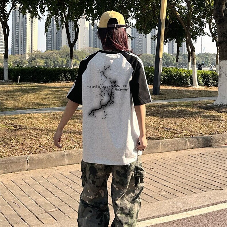 抖音得物品质二开240克宽松纯棉美式潮牌插肩三杠织带短袖T恤图片