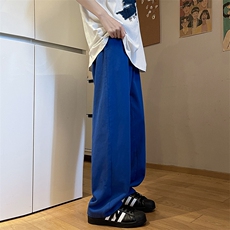 蓝色