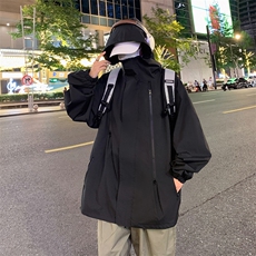 黑色