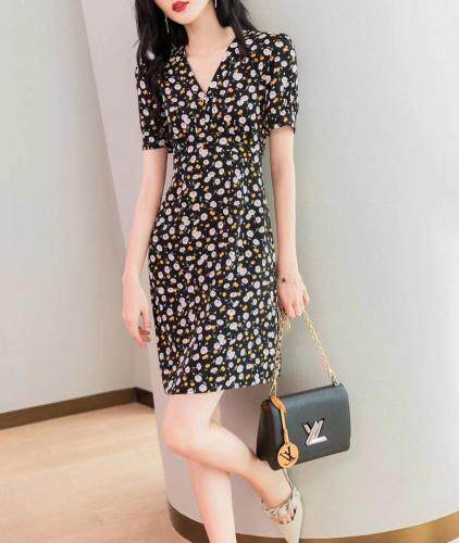 夏季新款，碎花连衣裙，女装连衣裙，那茉