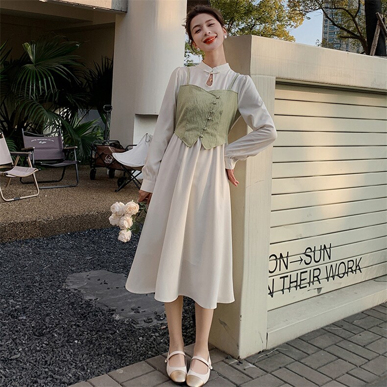B馆二楼3通道231号春款新款,女装连衣裙,浙宝220A