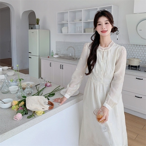 新中式国风盘扣连衣裙女2025春秋新款小个子气质收腰显瘦温柔长裙图片