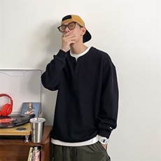 黑色