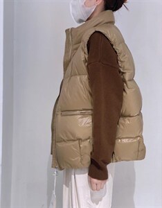 休闲羽绒马甲图片