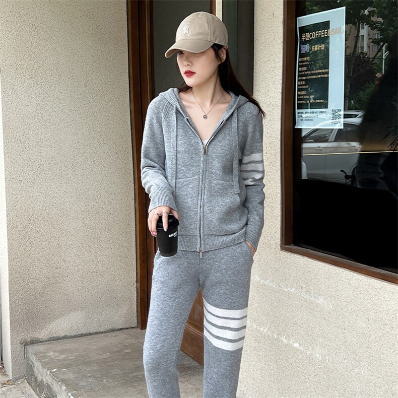 时尚显瘦女士羊毛套装休闲舒适帽衫两件套百搭潮流运动风,女装套装/套裙,暖思雅