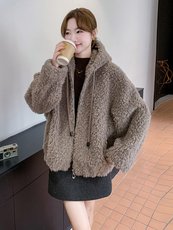 卡其环保皮草连帽短款2C081-8397P195K298，女装棉衣/棉服，2C081