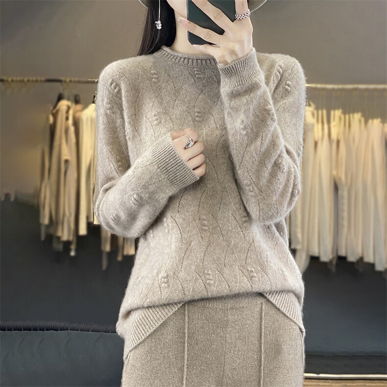 秋冬款圆领羊毛衫女宽松毛衣显瘦勾花镂空时尚上衣打底衫,女装羊毛衫,秋双羊绒