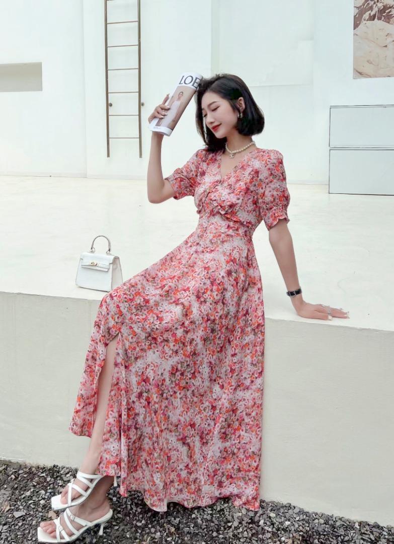 现货，夏装新款V领小碎花连衣裙,女装连衣裙,迪蔓君翔