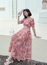 现货，夏装新款V领小碎花连衣裙，女装连衣裙，迪蔓君翔