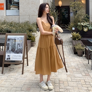 韩系氛围感针织套装连衣裙女春秋吊带裙两件套清冷松弛感超好看潮图片