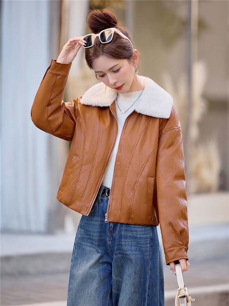 2025年冬季时尚休闲保暖优雅pu羽绒服,女装羽绒服,依恋蒂丝