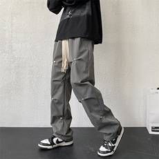 灰色