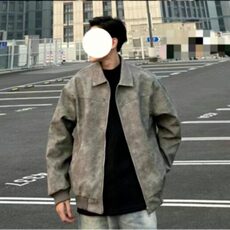 灰色