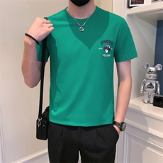 绿色