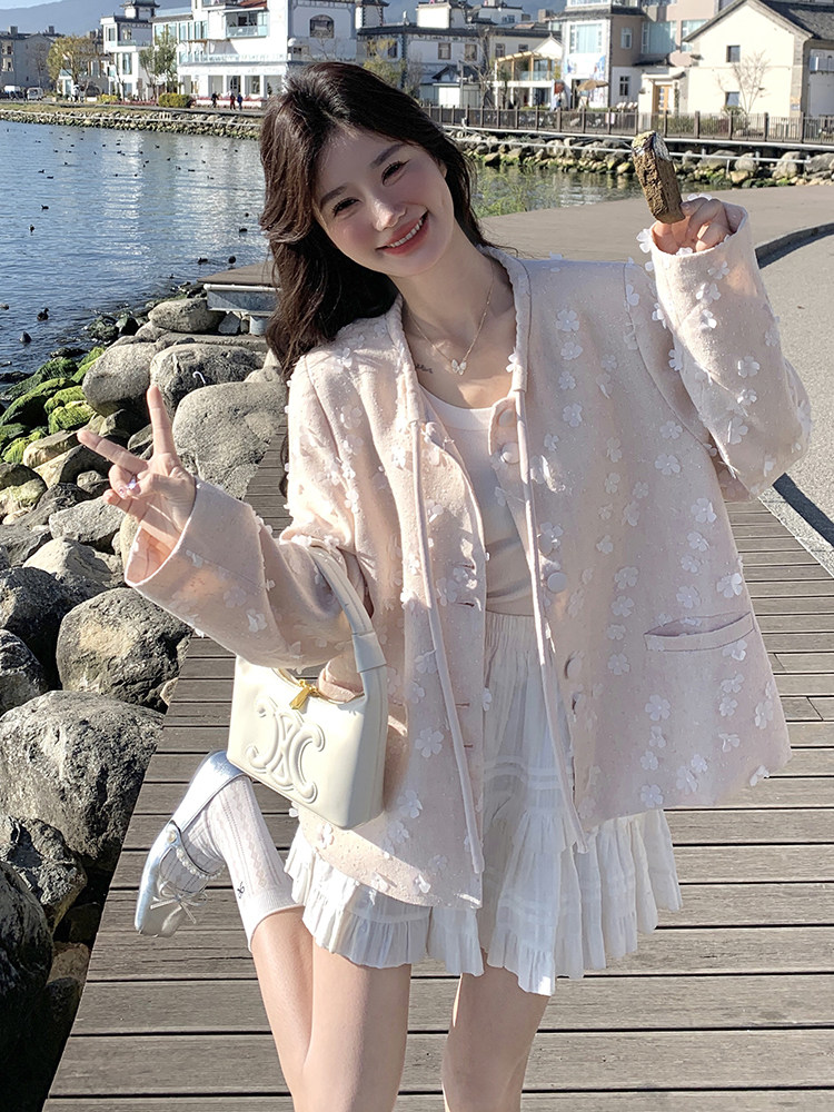 粉色花朵新中式国风棒球服女春设计感国风新款奶乎乎爆款减龄外套,女装短外套,含赞
