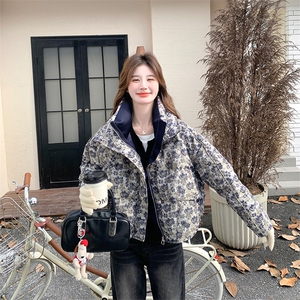 韩版复古玫瑰提花短款羽绒服女2025年冬季新款显瘦加厚白鸭绒外套图片