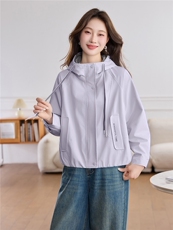现货时尚拉链休闲连帽短外套女2026春季宽松百搭显瘦工装夹克上衣，女装短外套，涵誉