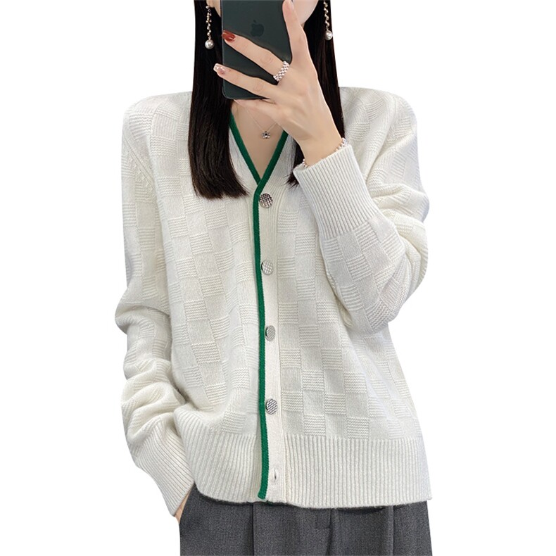新款V领格子针织开衫女秋冬新款宽松显瘦纯色羊毛外套,女装羊毛衫,佑昭祥羊绒