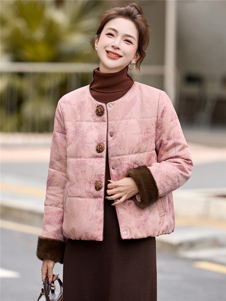 提花棉服外套女2025年秋冬新款气质高级绵羊毛填充小个子短款加厚,女装棉衣/棉服,拾衣