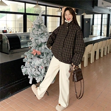 复古格子羊羔毛翻领羽绒服女2025冬季短款加厚面包服宽松保暖外套，女装羽绒服，艾米莉亚