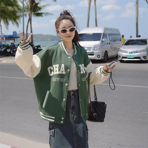 美式学院风绿色短款棒球服外套女春秋超火好看高级感小众夹克上衣图片