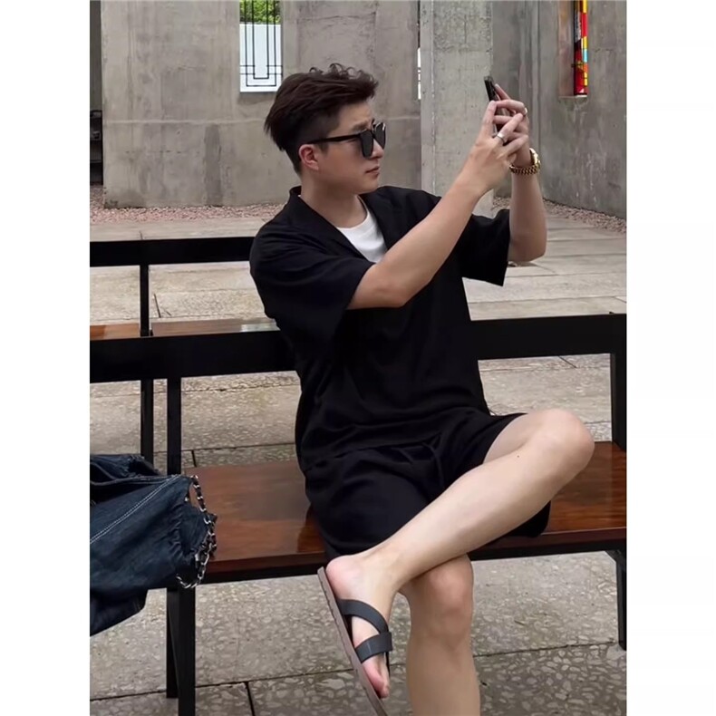 假两件拼接黑色V领短袖衬衫男士休闲套装老钱风穿搭垂感五分短裤,男装休闲套装,电商B212（原钱塘6029）