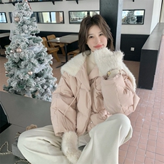 韩系羊羔毛大翻领粉色羽绒服女2025冬季新款小个子超好看保暖外套，女装羽绒服，2C133