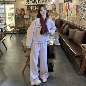 现货：春装新款春秋宽松百搭休闲三件运动套装2C135-6862P185K278图片