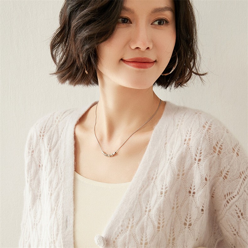轻奢软糯V领加厚baby小山羊绒开衫女宽松大码针织打底衫外套上衣,女装羊绒衫,蚂蚁派对工厂直营店