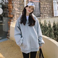 主推现货休闲短外套时尚棒球服，女装短外套，菡迪欧娜