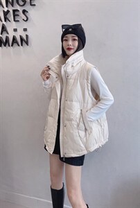 2021冬季新款90绒马甲图片