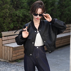 2024新款海宁皮衣女短款棒球服仿真绵羊皮夹克蝙蝠宽松拼接外套，女装皮衣，潮流依族