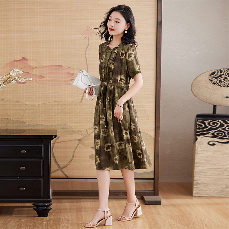 高贵气质中老年女装夏季新款亲肤透气碎花洋气冰丝连衣裙,女装连衣裙,媚琳依坊