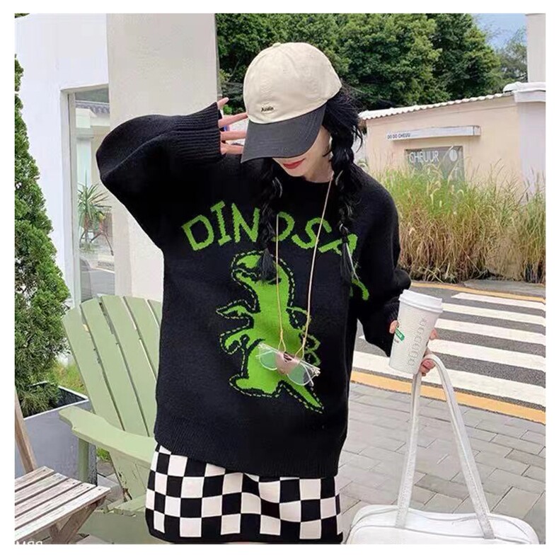 杨泡泡黑色恐龙毛衣女秋季新款宽松韩版慵懒风设计感套头针织上衣图片