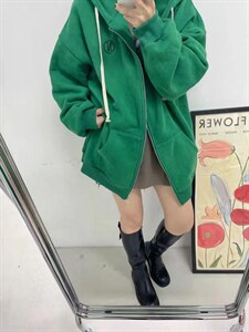 卫衣加绒开衫图片