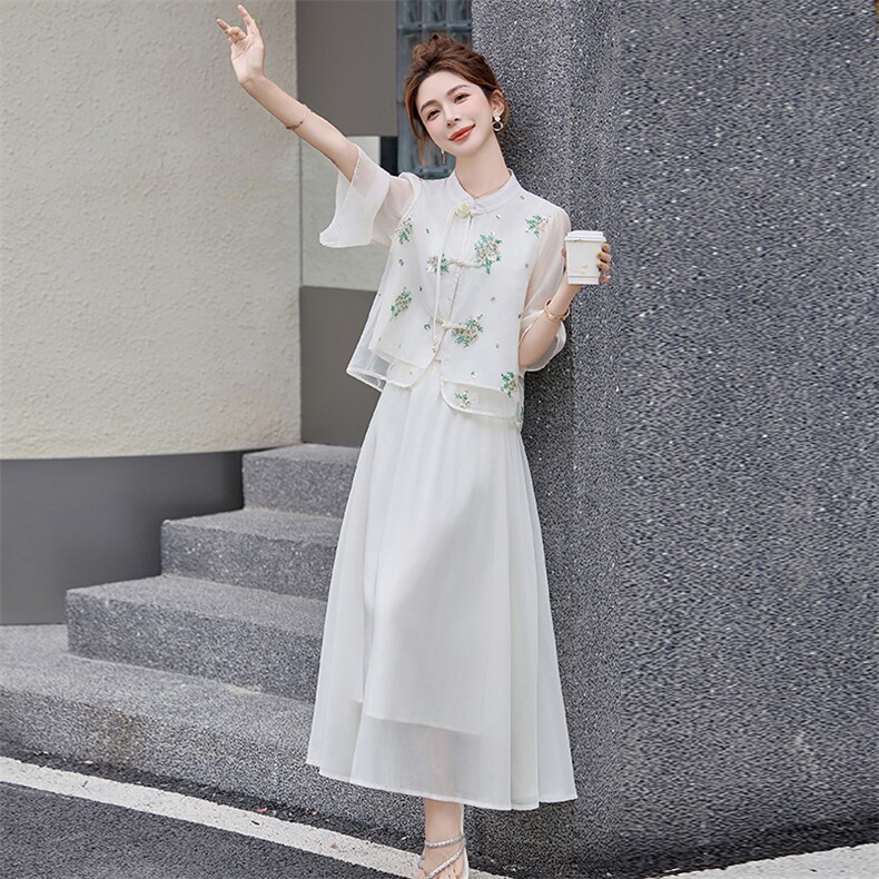 新中式轻国风套装女2025夏季新款高级感古典气质改良汉服两件套,女装套装/套裙,芷墨服饰