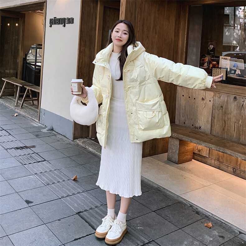 鹅黄色短款羽绒服女2024年冬季新款韩版设计感牛角扣加厚连帽外套,女装羽绒服,2C236