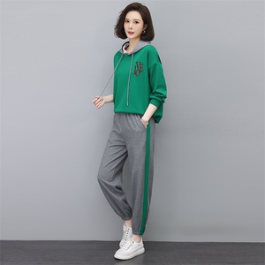 时尚字母刺绣休闲两件套女宽松显瘦运动服套装图片