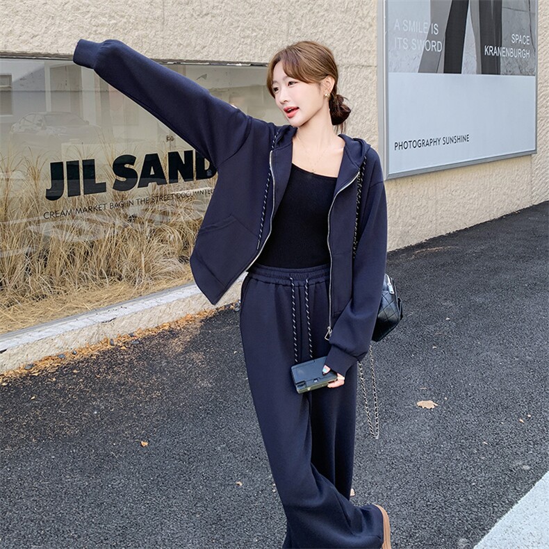 休闲减龄穿搭藏蓝色连帽卫衣套装女春秋超火好看高级感长裤两件套,女装套装/套裙,2C205